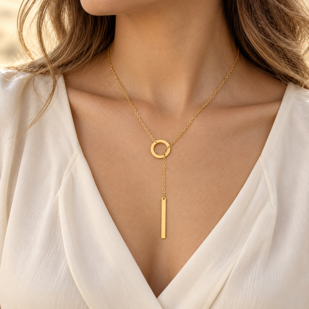 Alba — Collar dorado en Y