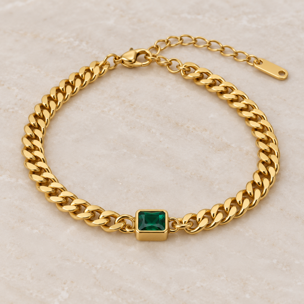 Bianca — Pulsera dorada con piedra cuadrada
